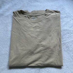 Small tan plain undertee